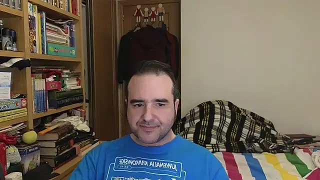 Snapshot of curiosillo83 chatting on April 2026 09:52:01 AM curiosillo83 online show from April 2026 09:52:01 AM