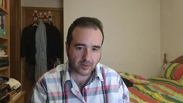 Snapshot of curiosillo83 chatting on May 2026 04:45:02 PM curiosillo83 online show from May 2026 04:45:02 PM