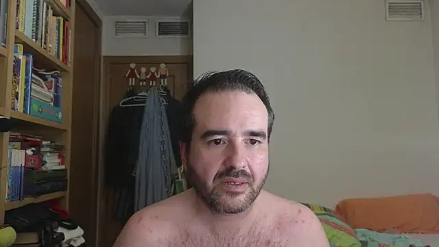 Snapshot of curiosillo83 chatting on June 2026 12:54:02 AM curiosillo83 online show from June 2026 12:54:02 AM