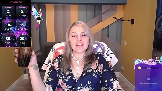 Snapshot of Candy_Long chatting on December 2025 06:31:02 AM Candy Long online show from December 2025 06:31:02 AM