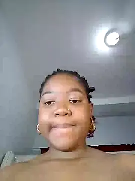 Snapshot of Sexypresh302 chatting on February 2025 12:36:02 AM Sexypresh302 online show from February 2025 12:36:02 AM