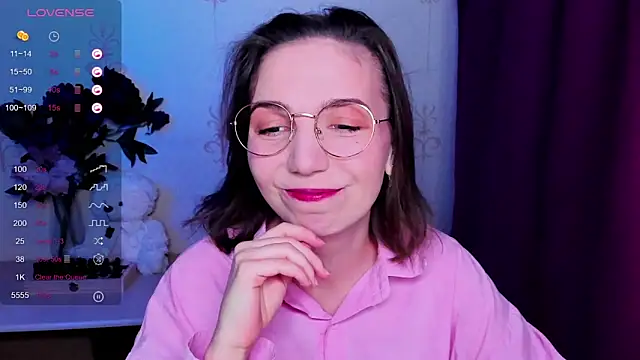 KindHazelHere  online show from March 2026 06:02:01 PM