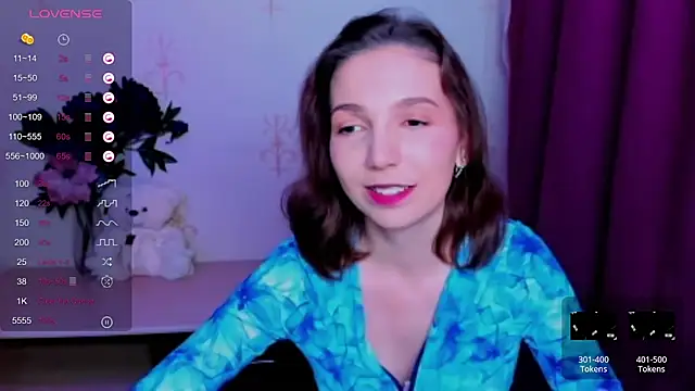 Snapshot of KindHazelHere_ chatting on June 2026 04:26:02 AM KindHazelHere online show from June 2026 04:26:02 AM