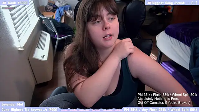 Snapshot of lavendermei chatting on June 2026 01:45:02 PM lavendermei online show from June 2026 01:45:02 PM