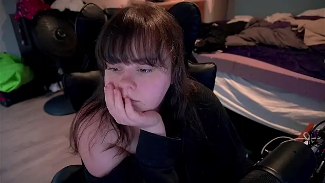 Snapshot of lavendermei chatting on August 2026 07:23:02 PM lavendermei online show from August 2026 07:23:02 PM