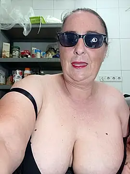 Snapshot of eroticjessitop chatting on June 2026 04:55:02 PM eroticjessitop online show from June 2026 04:55:02 PM