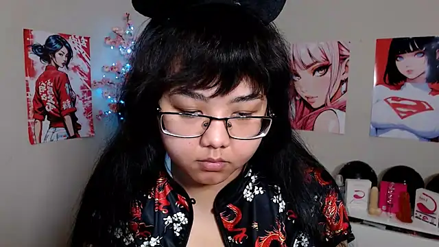 Moertomlly online show from November 2025 05:09:01 AM