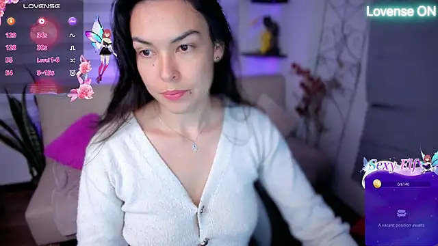 Snapshot of Lunlunera chatting on June 2026 04:58:01 AM Lunlunera online show from June 2026 04:58:01 AM