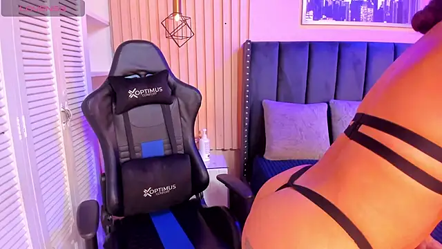 ashlye miller  online show from January 2025 03:48:01 AM