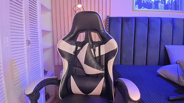 ashlye miller  online show from March 2026 04:29:02 AM