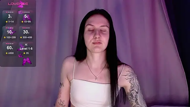 NiaEllis online show from March 2025 11:02:01 PM