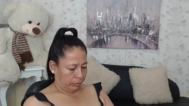 Snapshot of mature_martina chatting on May 2026 09:17:02 AM mature martina online show from May 2026 09:17:02 AM