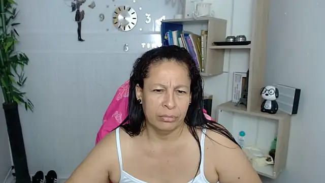 mature martina online show from July 2026 09:02:01 AM
