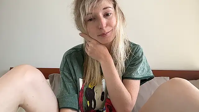 ivankai  online show from February 2026 03:23:01 AM