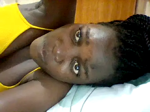 Snapshot of Alessandrajenna chatting on February 2025 04:55:01 PM Alessandrajenna online show from February 2025 04:55:01 PM