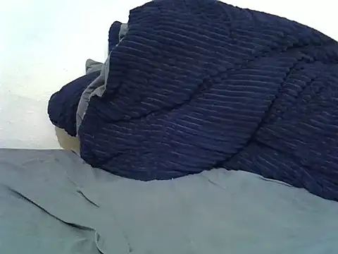 pretty-donna online show from September 2025 02:32:01 PM