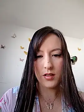 Snapshot of Belly_Rosse chatting on May 2026 01:16:01 PM Belly Rosse online show from May 2026 01:16:01 PM