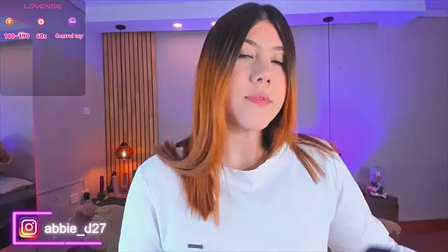 AbbieEdmond online show from October 2025 04:09:01 AM