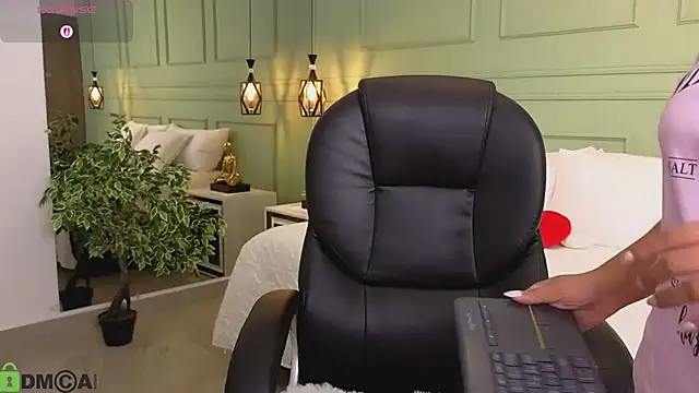 kataliina   online show from February 2026 11:37:02 AM