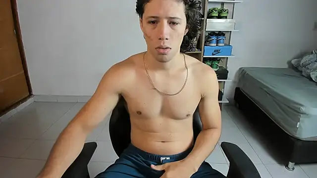 imtonny19 online show from December 2025 12:52:02 AM