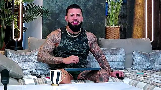 masterkingofmusclee online show from November 2025 08:25:02 AM