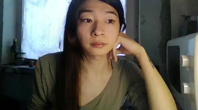 CarlyJoy online show from March 2025 02:04:01 AM