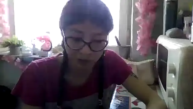 CarlyJoy online show from October 2025 08:37:01 AM