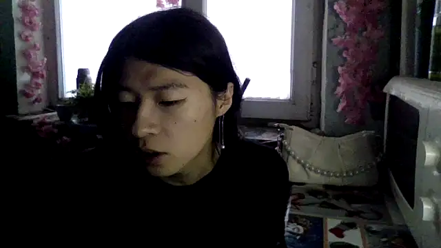 CarlyJoy online show from October 2025 10:41:01 AM