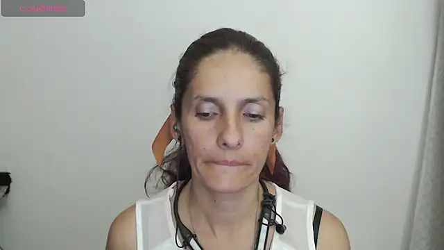 Snapshot of catalina_duran1 chatting on June 2026 04:26:01 AM catalina duran1 online show from June 2026 04:26:01 AM