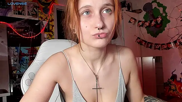 Sunny Mouse  online show from October 2025 04:41:02 PM