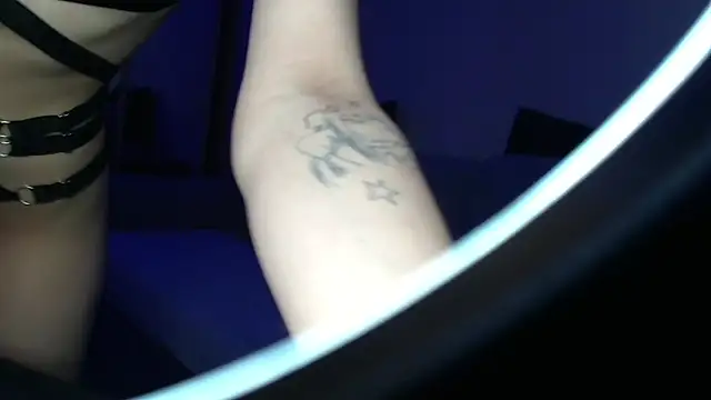 KathrineBerry online show from October 2025 02:01:02 AM