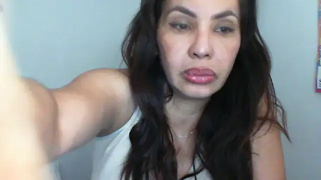 salome  milf online show from April 2026 05:03:02 AM