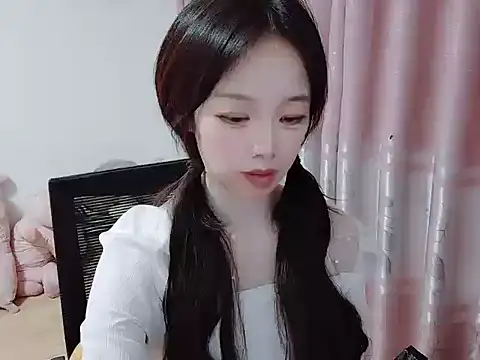 wwcc123 online show from October 2025 03:41:01 PM