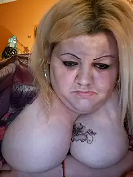 ducicsajsziii online show from December 2024 10:31:01 PM