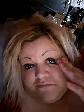 ducicsajsziii online show from December 2025 02:44:02 PM