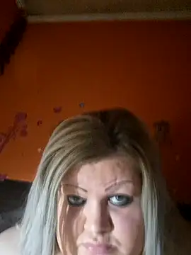 ducicsajsziii online show from February 2026 08:02:01 PM