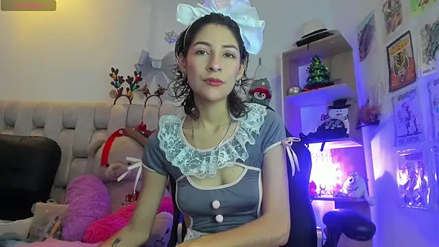 Snapshot of Gorgeous_Team chatting on December 2024 08:39:02 PM Gorgeous Team online show from December 2024 08:39:02 PM