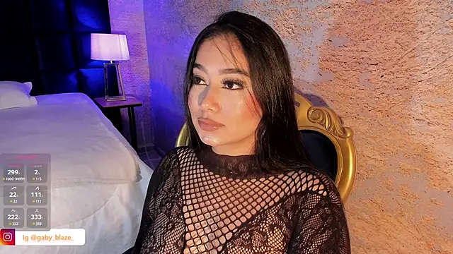 Snapshot of Gaby_Blaze chatting on March 2025 08:11:01 PM Gaby Blaze online show from March 2025 08:11:01 PM