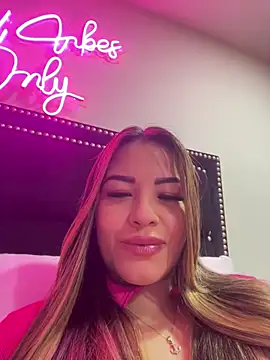 Snapshot of sexyyykloee chatting on March 2026 02:46:01 AM sexyyykloee online show from March 2026 02:46:01 AM