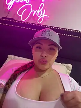 sexyyykloee online show from April 2026 05:07:02 AM