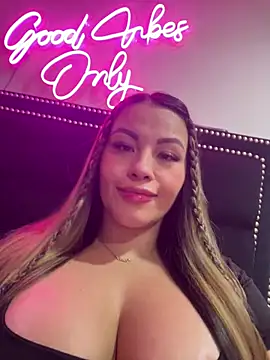 sexyyykloee online show from July 2026 05:23:02 AM