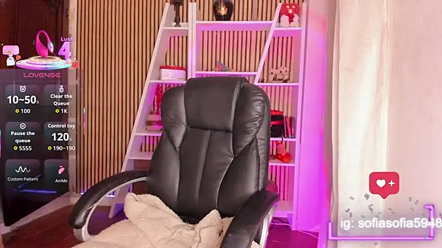 sofiah  online show from March 2026 07:09:01 PM