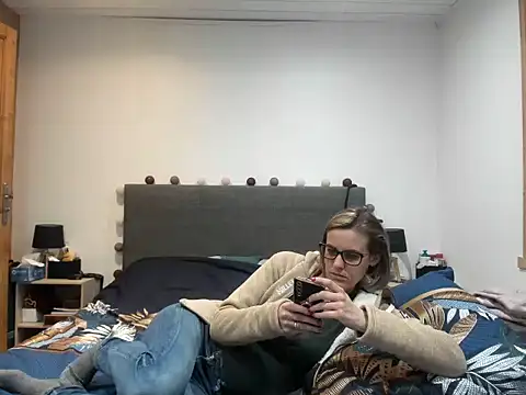 Madame Callie online show from March 2026 01:59:01 PM