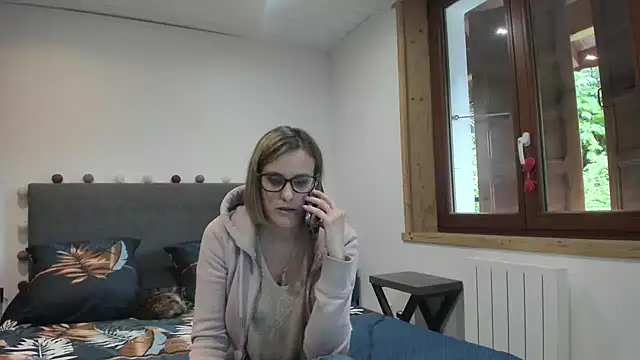 Snapshot of Madame_Callie chatting on May 2026 11:38:02 AM Madame Callie online show from May 2026 11:38:02 AM