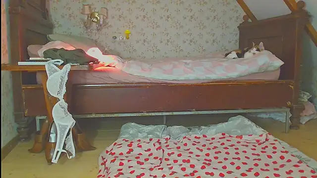 RubyLynxx online show from December 2024 03:19:01 PM