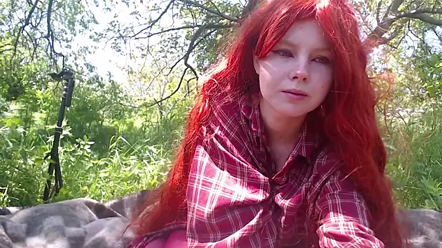 Snapshot of RubyLynxx chatting on May 2026 07:28:02 AM RubyLynxx online show from May 2026 07:28:02 AM
