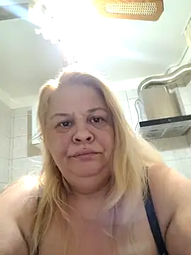 Snapshot of AriannaMilf chatting on May 2026 08:17:01 PM AriannaMilf online show from May 2026 08:17:01 PM