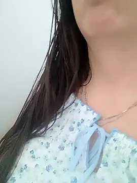Snapshot of bruna_safadinhaa chatting on June 2026 02:37:02 PM bruna safadinhaa online show from June 2026 02:37:02 PM