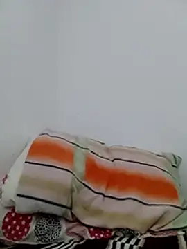 Snapshot of bruna_safadinhaa chatting on June 2026 02:05:01 PM bruna safadinhaa online show from June 2026 02:05:01 PM