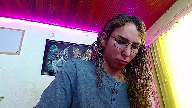 Niky 777 online show from February 2025 07:31:02 PM